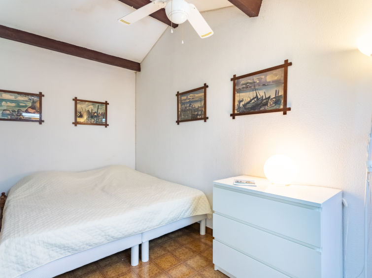 Search and Stay destination Saint-Tropez, Provence-Alpes-Côte d'Azur - France from AU$ 187. Héraclée