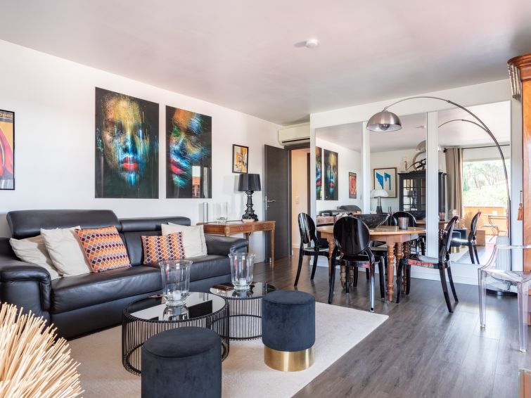Search and Stay destination Saint-Tropez, Provence-Alpes-Côte d'Azur - France from AU$ 428. Les Patios