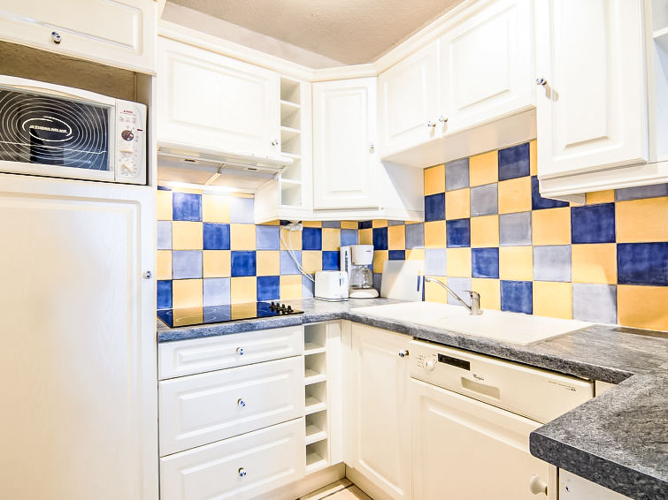 Search and Stay destination Saint-Tropez, Provence-Alpes-Côte d'Azur - France from AU$ 258. Eden Parc