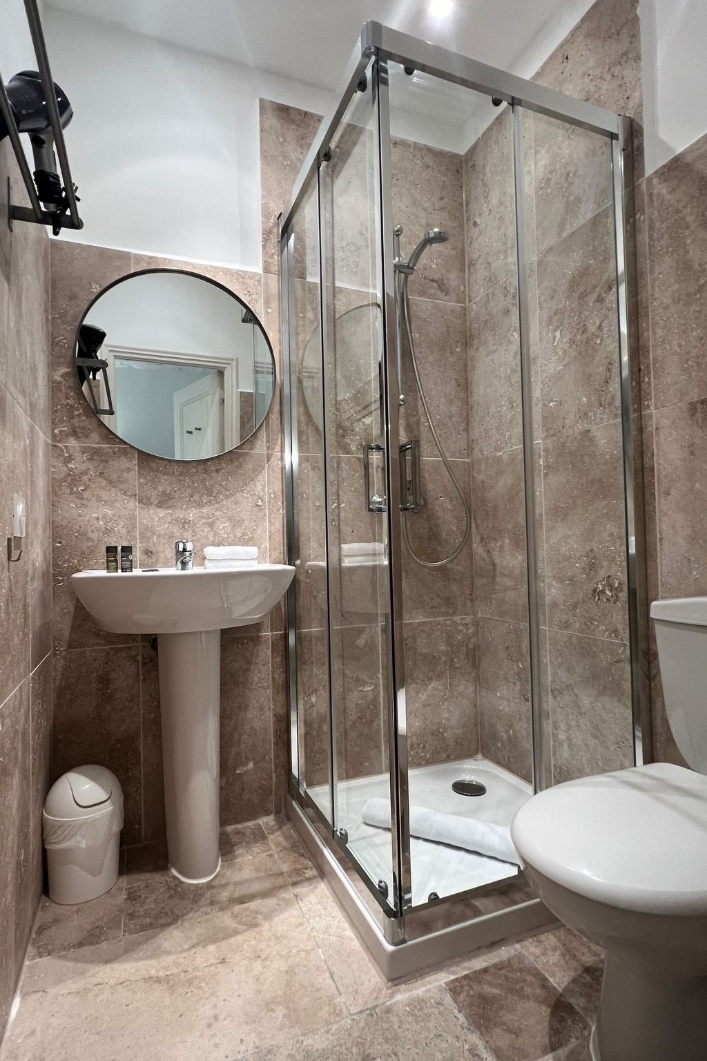 Authentisches Studio im Herzen des Dorfes-Image-tags.info