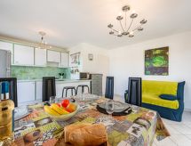 Licht appartement nabij Saint-Tropez met zwembad, 7 km van strand - thumbnail 3