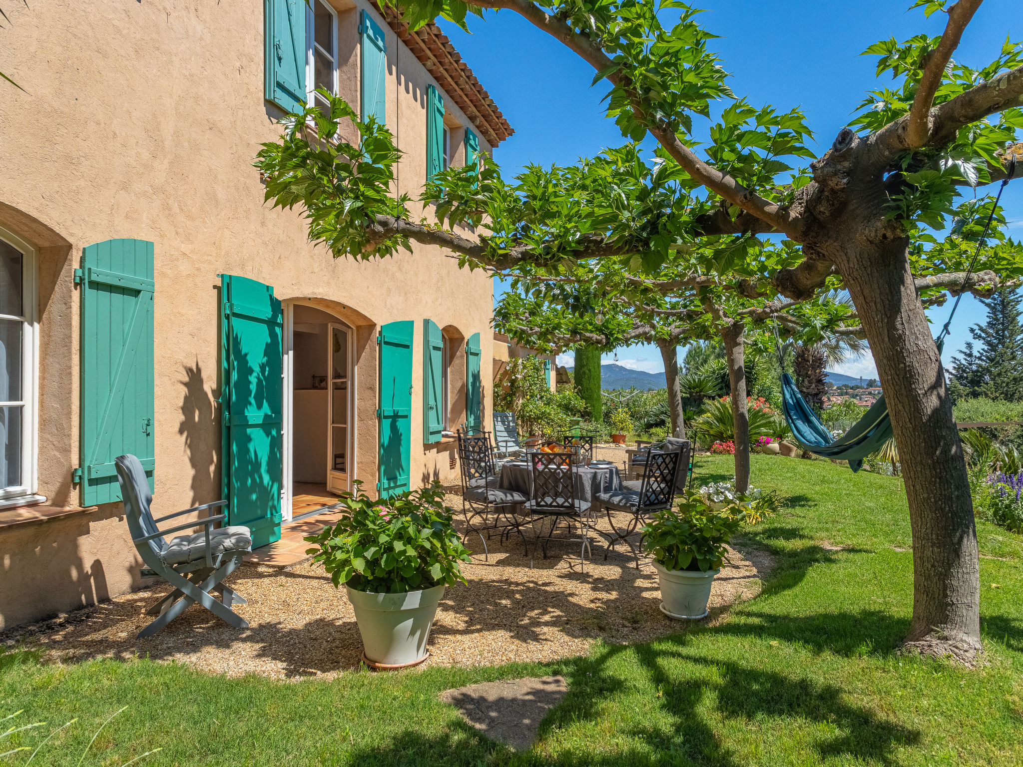 Photo of Les Mûriers