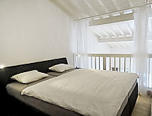 Aan zee: Licht appartement Les Cascadelles in Cogolin - thumbnail 5