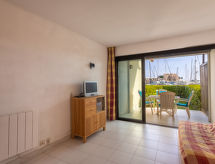 Aan zee: Compact appartement Les Deux Voiles in Cogolin - thumbnail 6