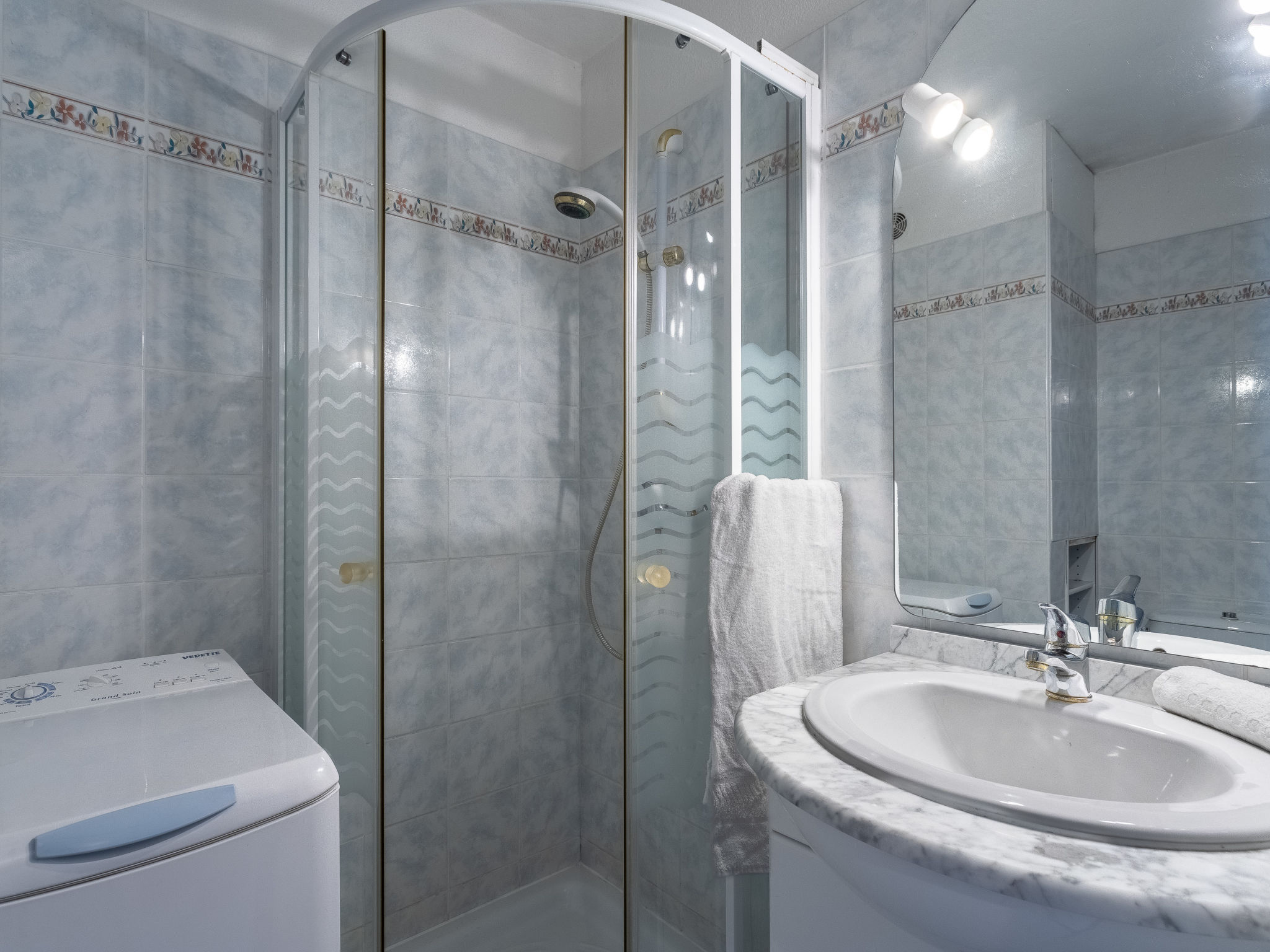 Photo of Les Deux Voiles