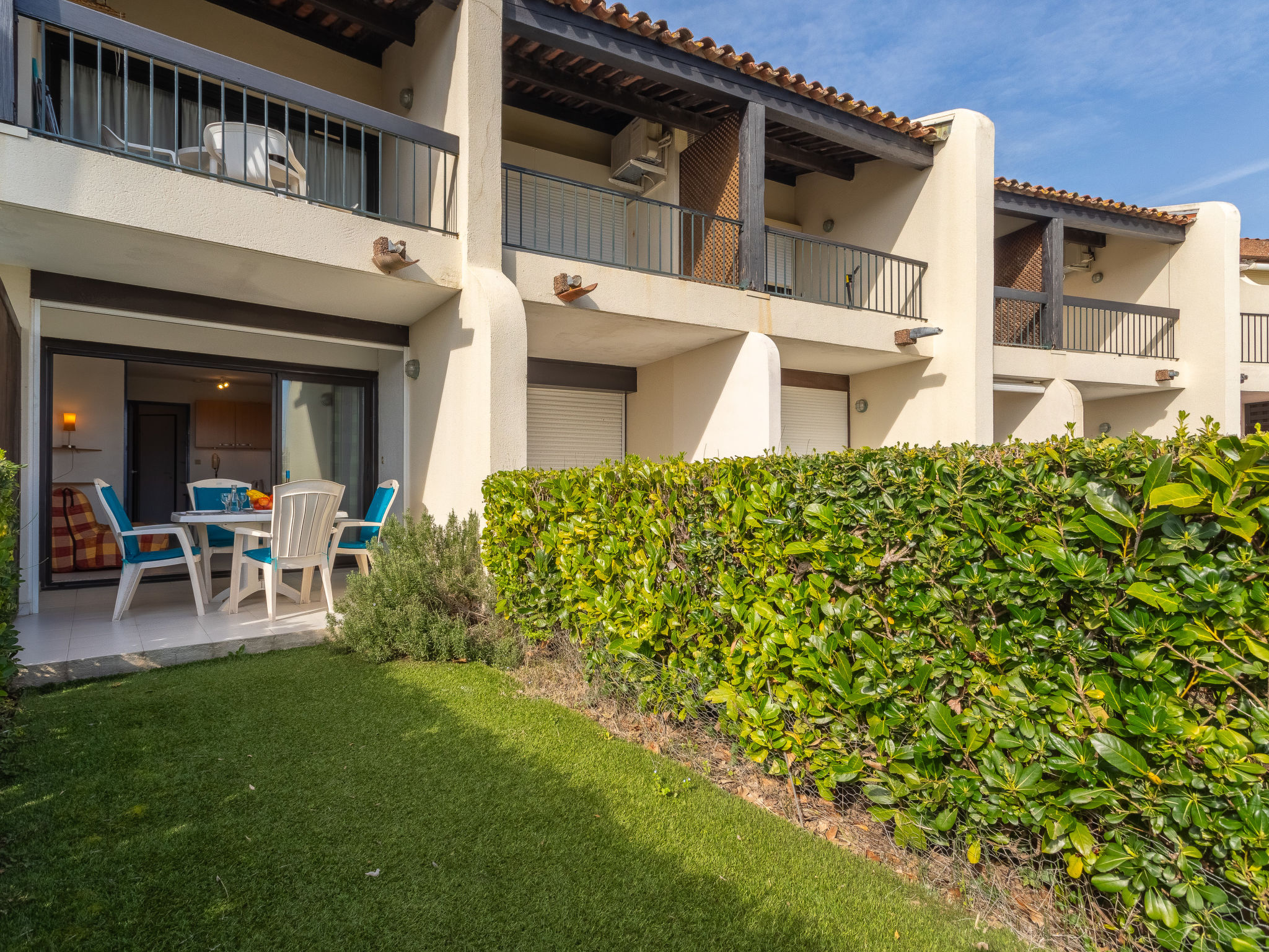 Photo of Les Deux Voiles