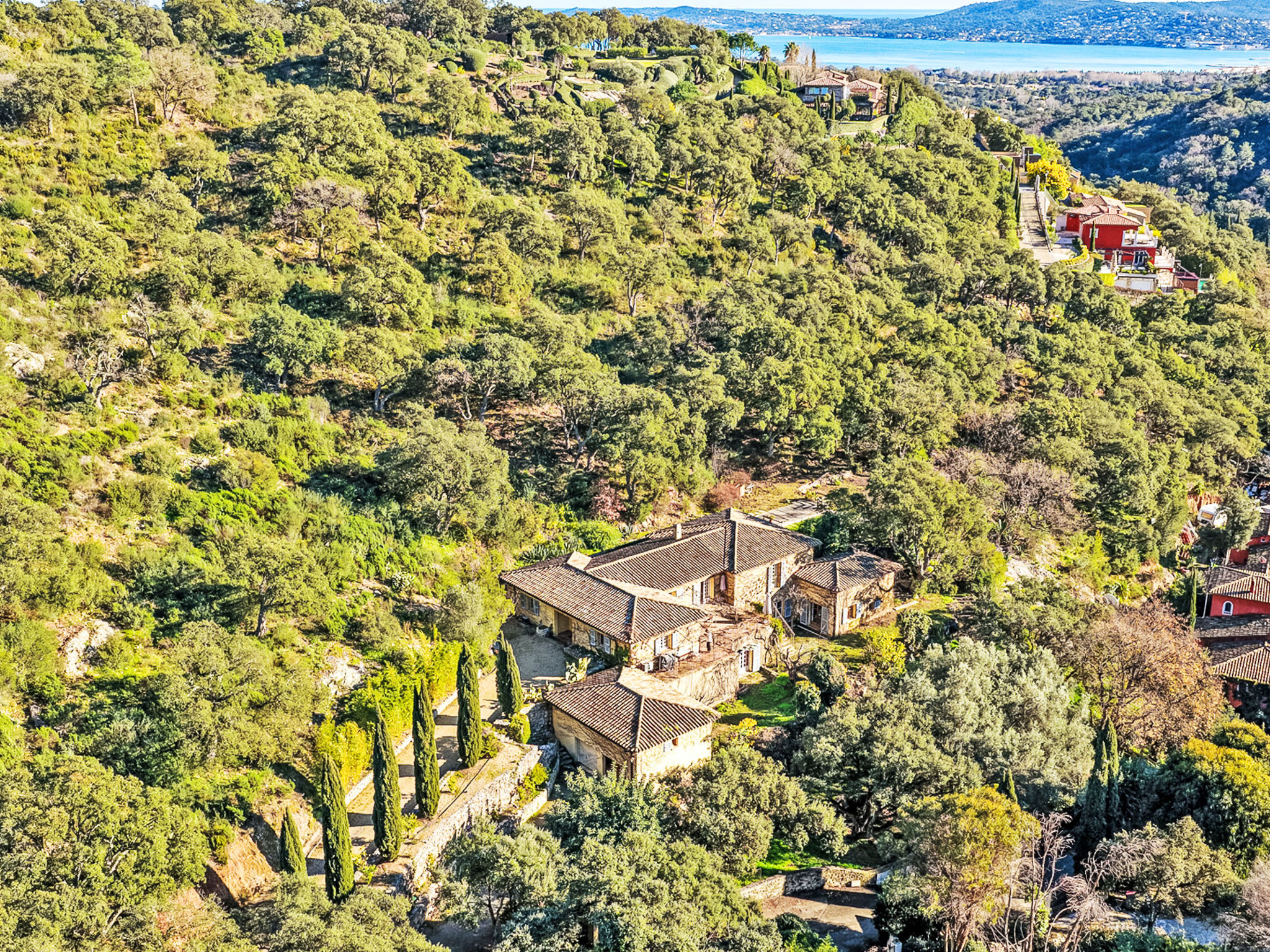 Photo of Villa 6 Chambres 12 Pers - Piscine - Clim - Wifi