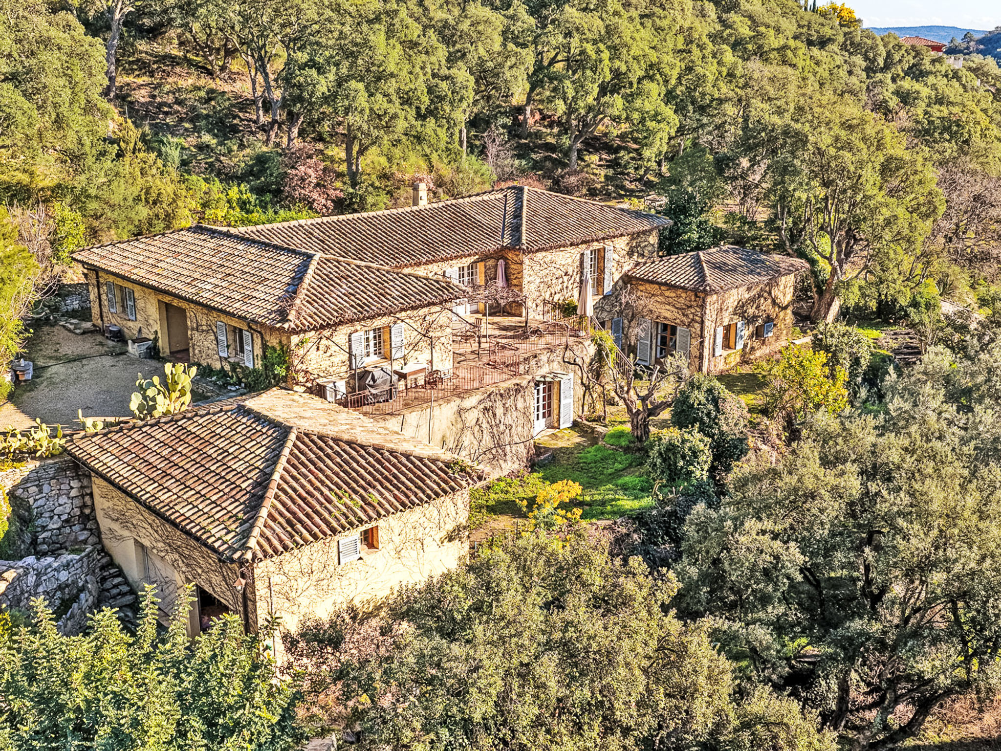 Photo of Villa 6 Chambres 12 Pers - Piscine - Clim - Wifi