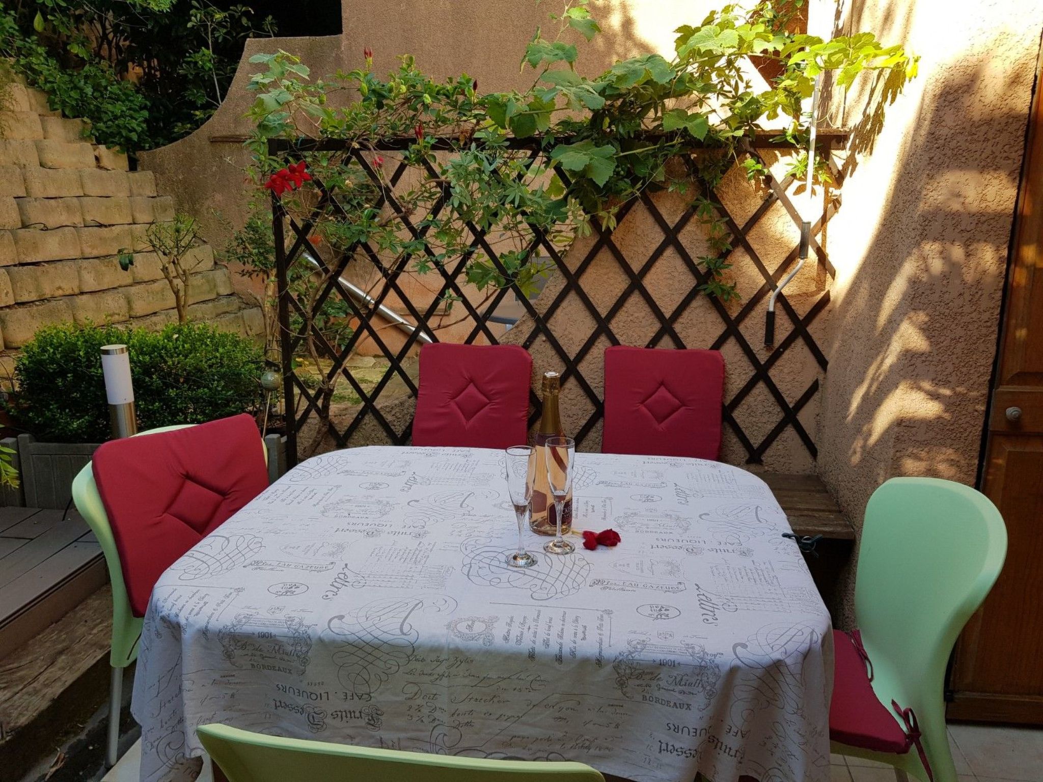 Photo of Anlage mit Tennisplatz und 3 Gemeinschaftspools