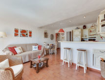Stijlvol appartement voor 4 aan de Côte d'Azur met zwembad, nabij Saint-Tropez - thumbnail 2