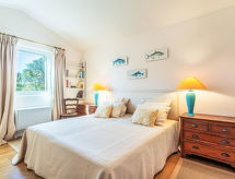 Rustiek appartement op heuvel bij Grimaud, vlakbij zee en golf - thumbnail 4