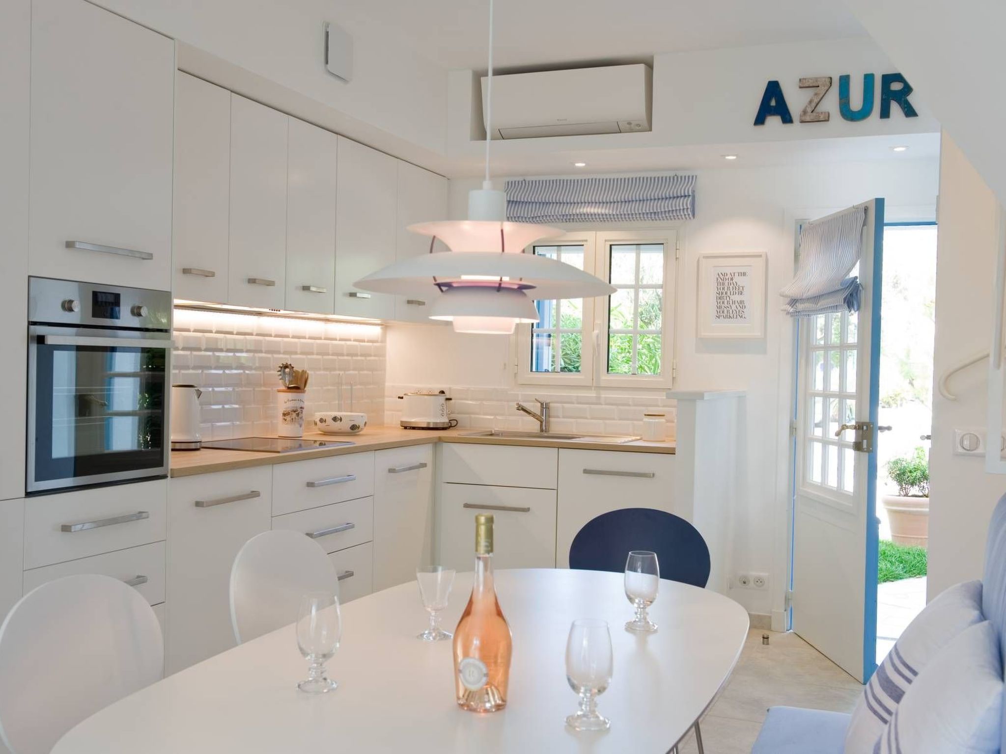 Gemütliches Ferienhaus in Grimaud mit Terrasse, Garten und Grill-Image-tags.info