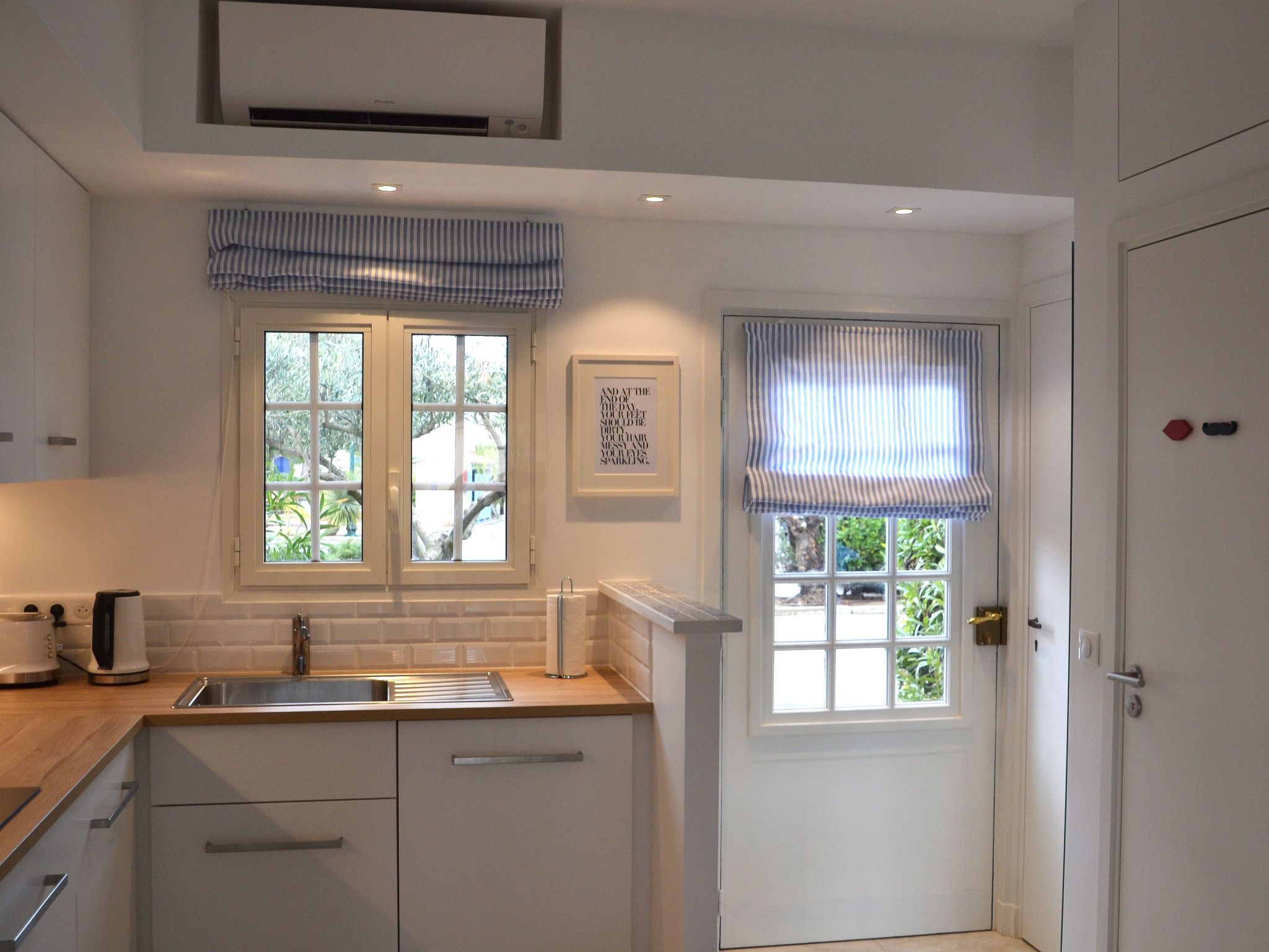 Gemütliches Ferienhaus in Grimaud mit Terrasse, Garten und Grill-Image-tags.info