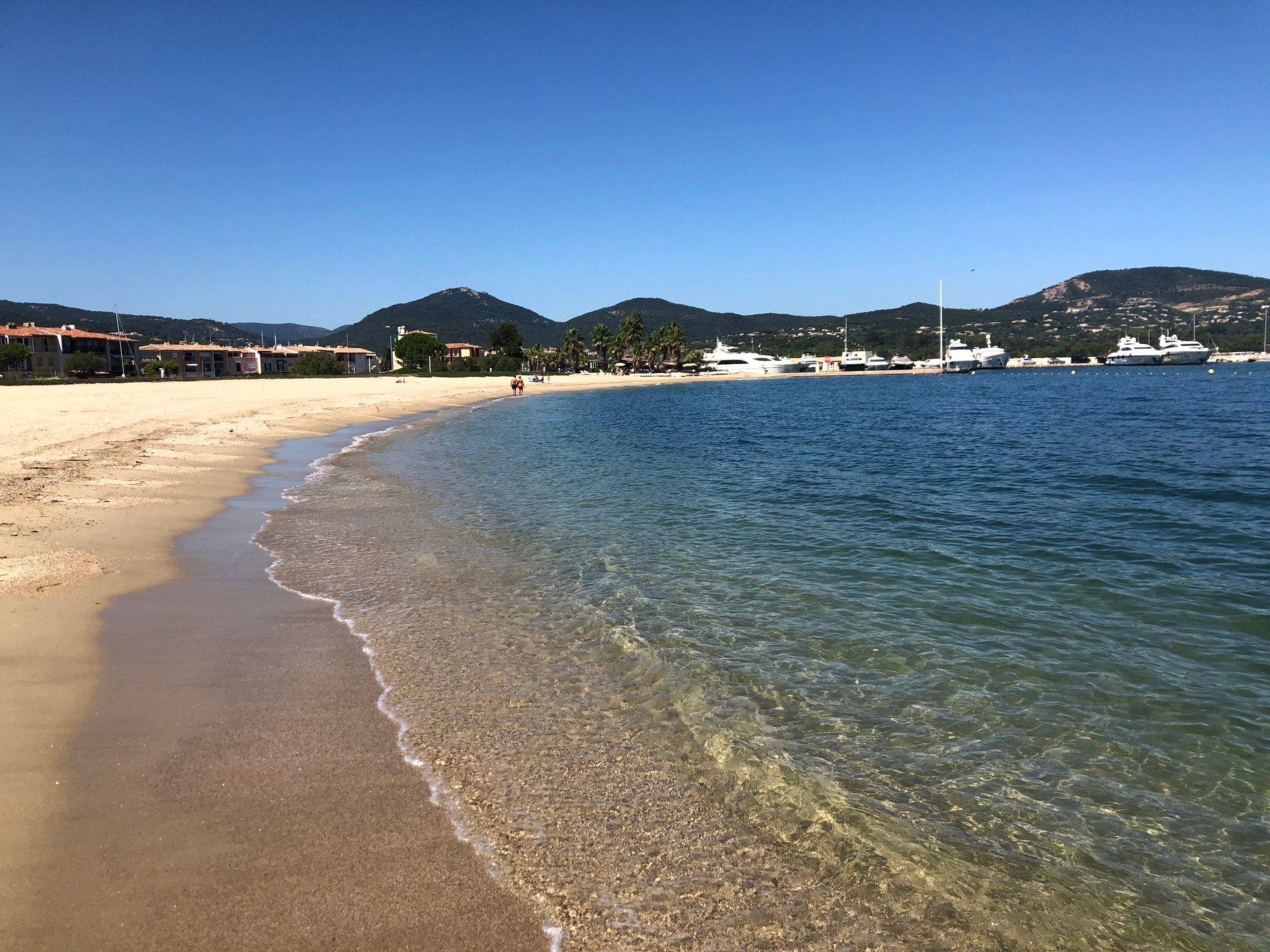 Gemütliches Ferienhaus in Grimaud mit Terrasse, Garten und Grill-Image-tags.info