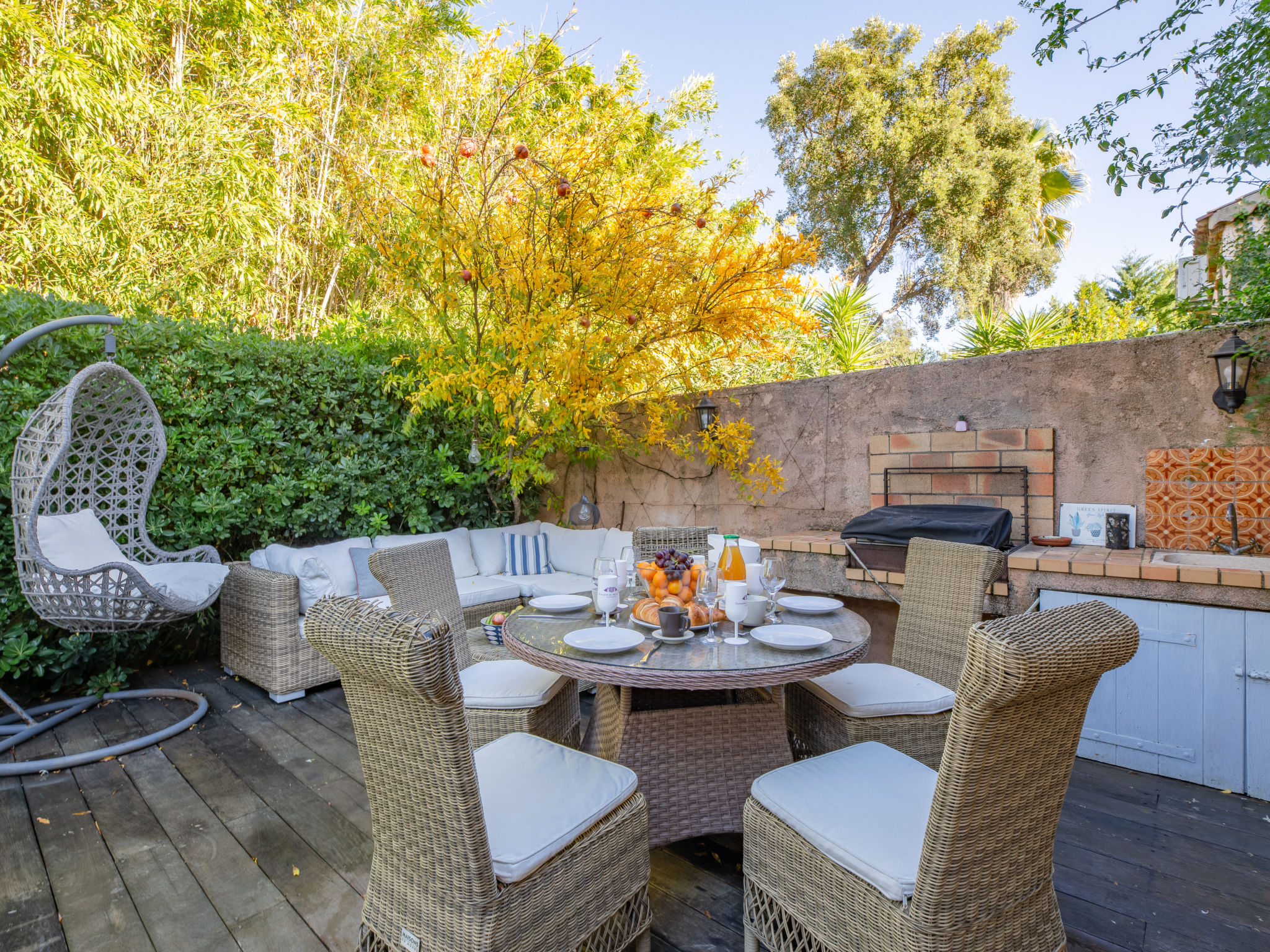 Villa Elica-Draußen