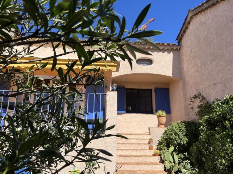 Photo of La Maison bleue