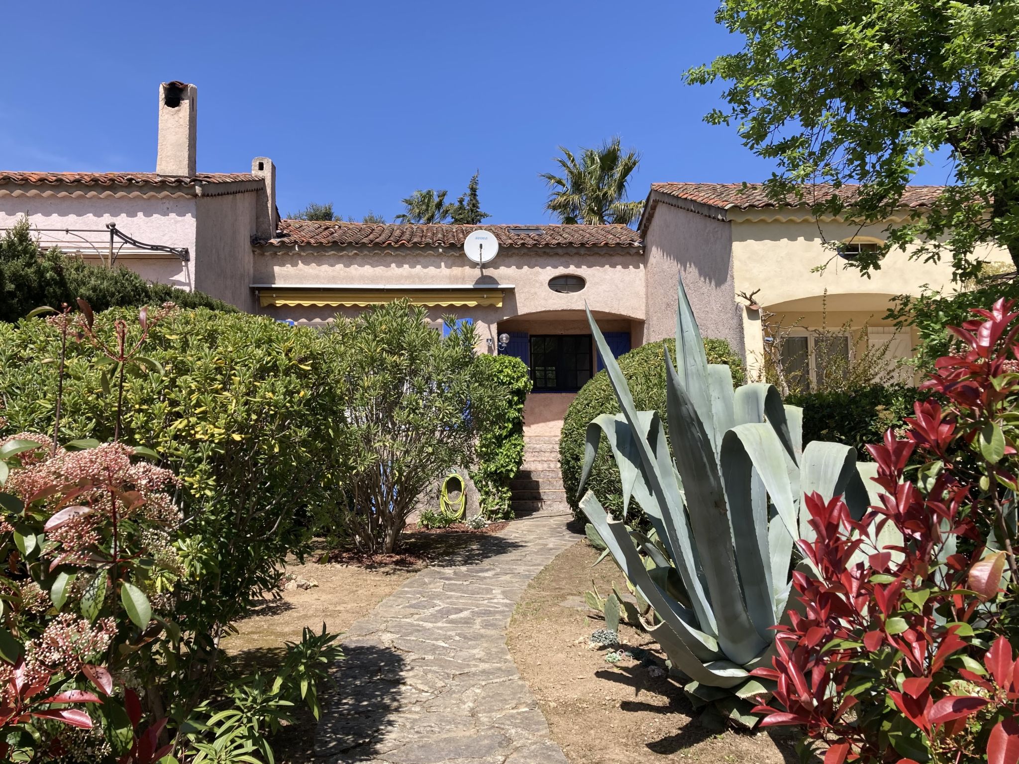 Photo of La Maison bleue