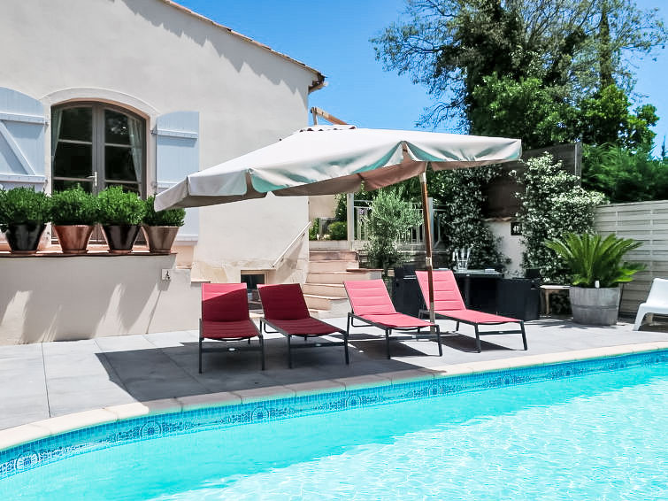 Search and Stay destination La Môle, Provence-Alpes-Côte d'Azur - France from AU$ 467. La Chartreuse