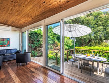 Knus appartement op groene residentie Font Mourier, 2 km van het strand - thumbnail 3