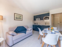 Stijlvol appartement voor 4 bij Saint-Tropez met zwembad en tuin - thumbnail 2