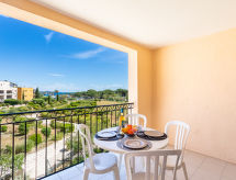 Appartement aan zee bij Saint-Tropez met zwembad en strand op 100m - thumbnail 1