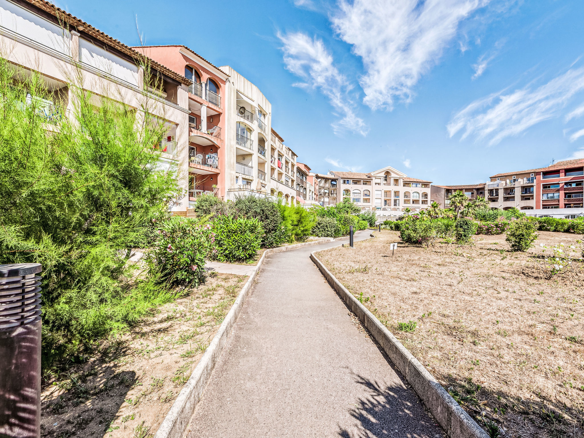 Appartement aan zee Les Marines de Gassin, 100m van het strand - foto 19