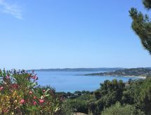 Vrijstaande villa La Bergerie met uitzicht op zee bij Sainte-Maxime - thumbnail 3