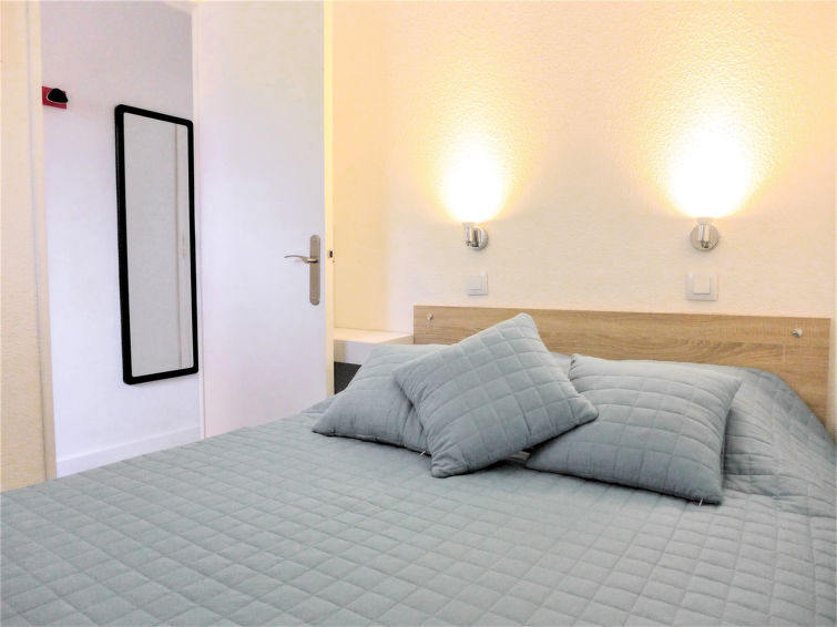 Search and Stay destination Sainte-Maxime, Provence-Alpes-Côte d'Azur - France from AU$ 187. Les Coteaux de la Nartelle