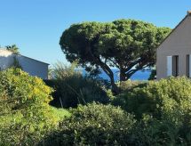Knus appartement op 400m van het strand met zwembad en tuin - thumbnail 2