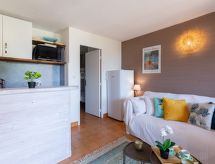 Knus appartement op 400m van het strand met zwembad en tuin - thumbnail 6
