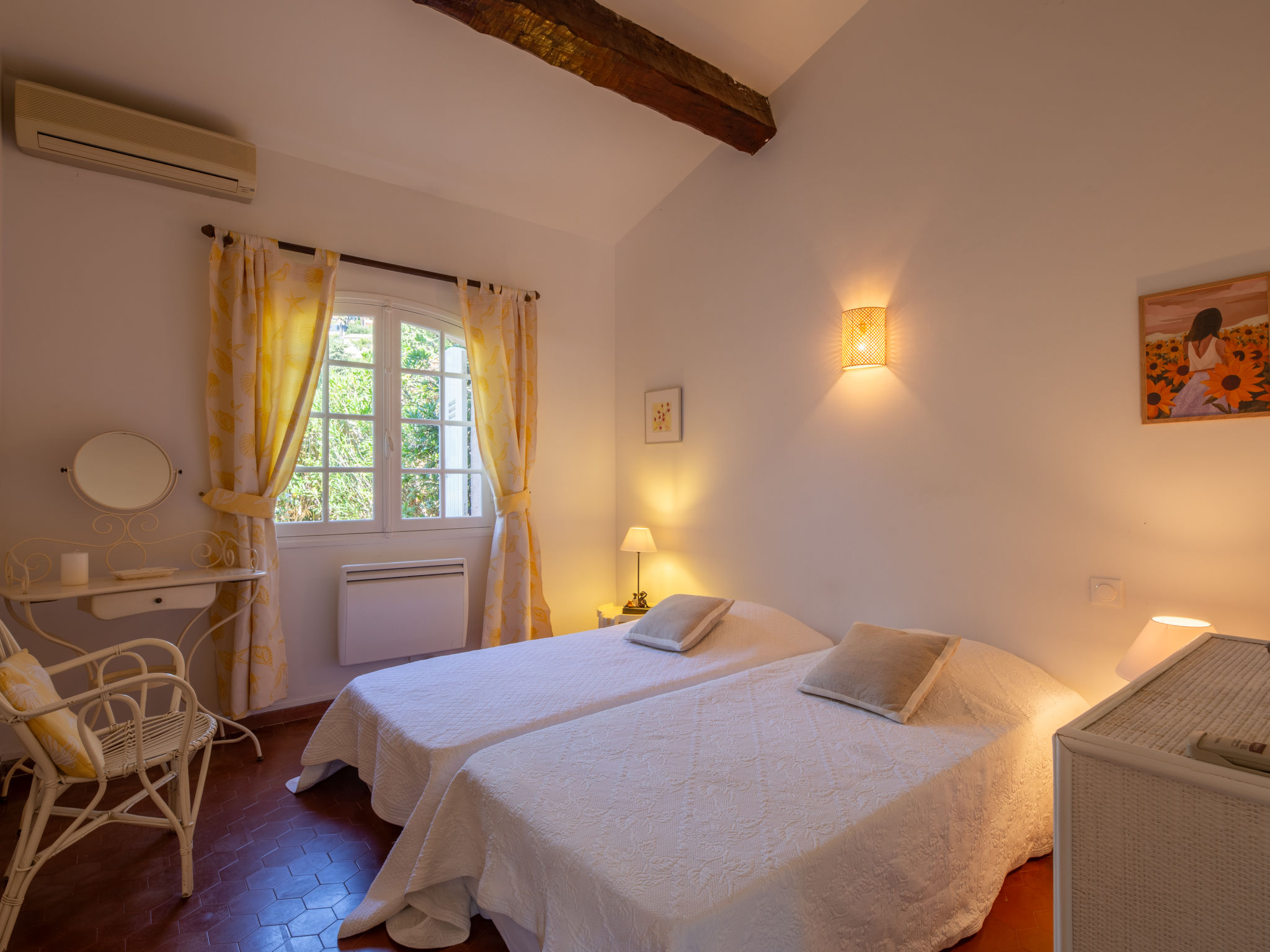 El Cantarello-Binnen