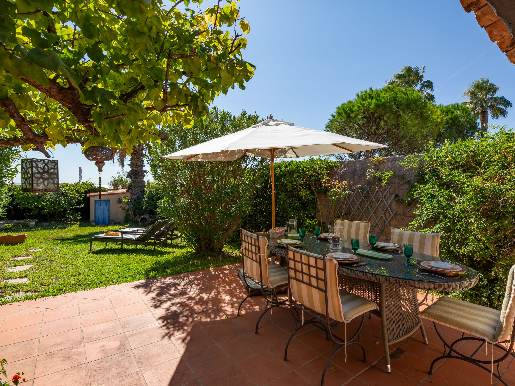 El Cantarello-Buiten