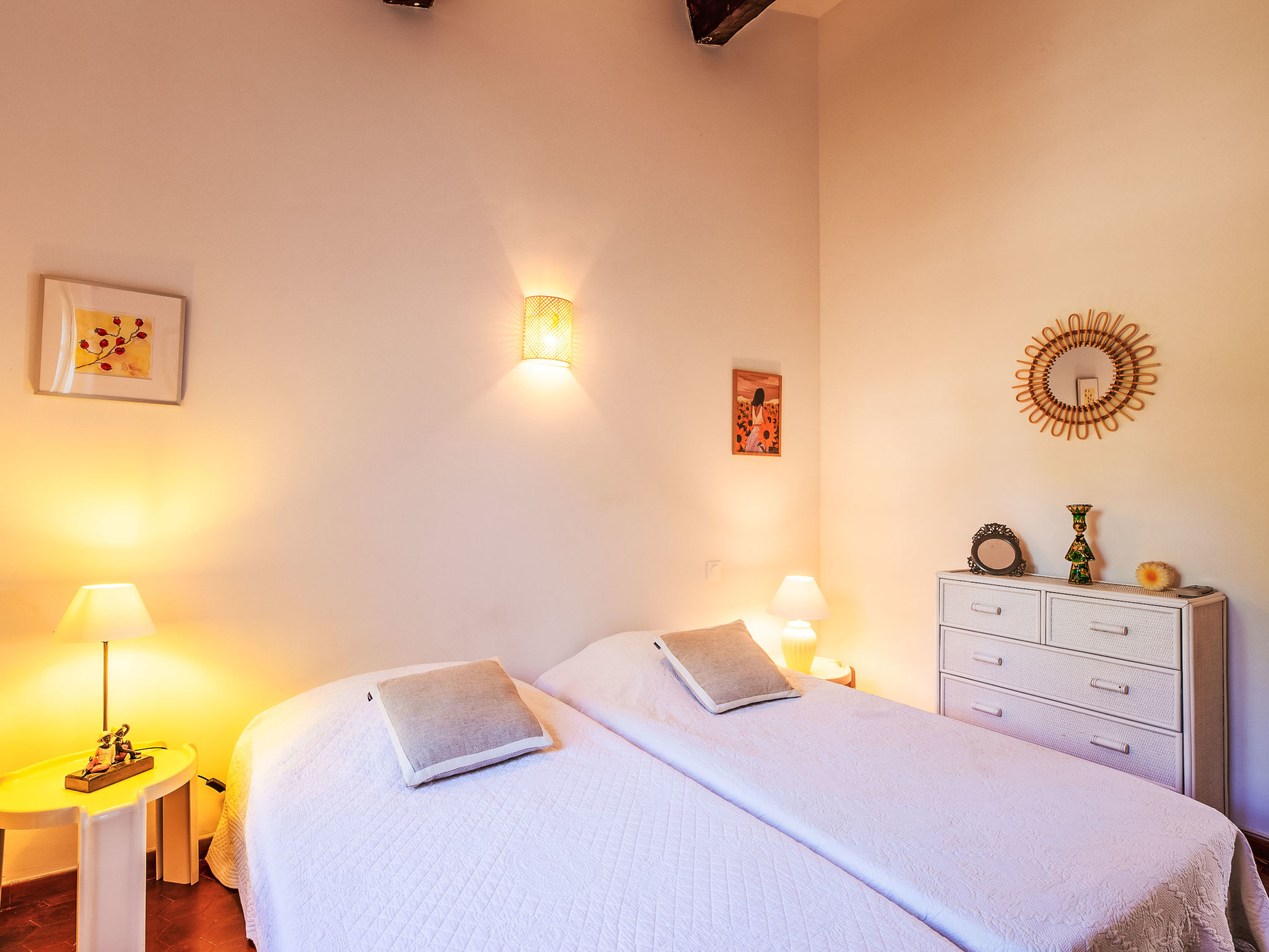 El Cantarello-Inside