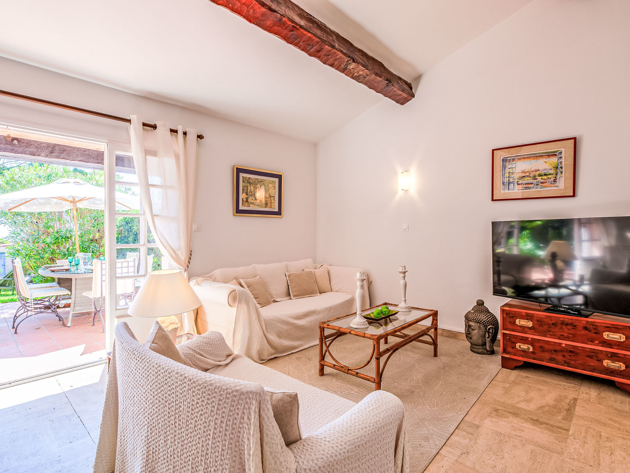 El Cantarello-Inside