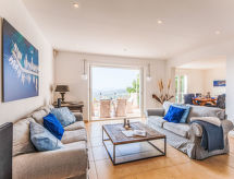 Licht appartement aan de golfbaan met zwembad, vlakbij strand Sainte-Maxime - thumbnail 5