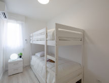 Appartement La Palmeraie II: 4p, airco, zwembad, 400m van strand Sainte-Maxime - thumbnail 4