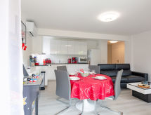 Appartement La Palmeraie II: 4p, airco, zwembad, 400m van strand Sainte-Maxime - thumbnail 6