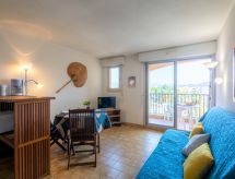 Compacte studio op 400 meter van het strand in Sainte-Maxime - thumbnail 4