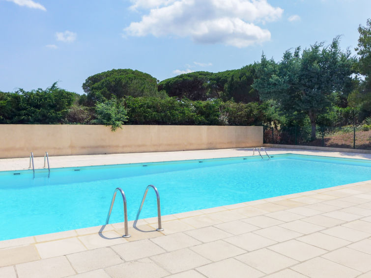 Search and Stay destination Sainte-Maxime, Provence-Alpes-Côte d'Azur - France from AU$ 172. Le Domaine de la Croisette