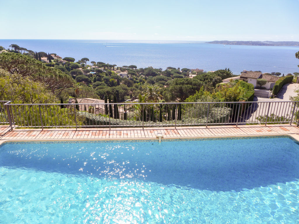 Abrial — Pool Outdoor