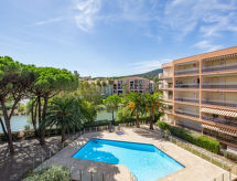 Le Riviera: sfeervol appartement op 150m van zee in centrum Sainte Maxime - thumbnail 3