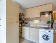 Gerenoveerd appartement in centrum Sainte-Maxime, 400m van strand - thumbnail 4