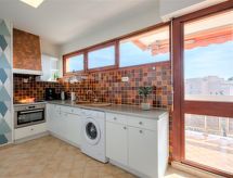 Centraal appartement in Sainte-Maxime met huisdier, op 500m van het strand - thumbnail 4
