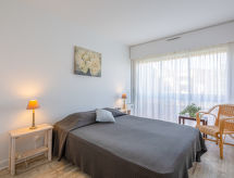 Licht appartement in centrum Sainte-Maxime, op 500m van het strand - thumbnail 4