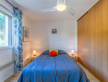 Licht appartement op 800 meter van strand en centrum Sainte-Maxime - thumbnail 3