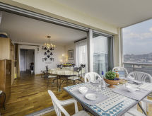 Zonnig appartement op toplocatie in Sainte-Maxime, vlakbij strand en golf - thumbnail 4