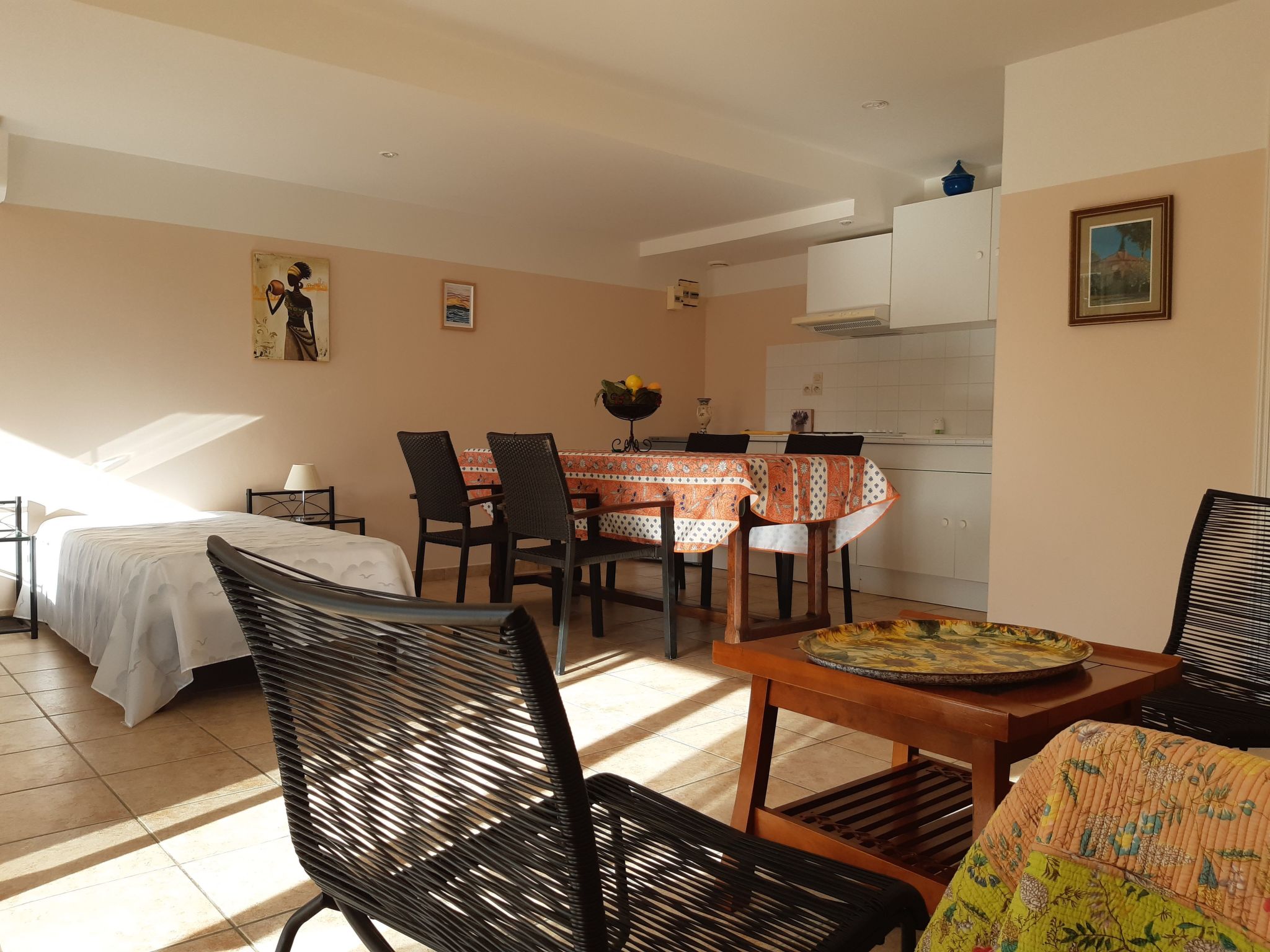 Schöne Ferienvilla mit Privatpool an der Côte d'Azur-Dedans