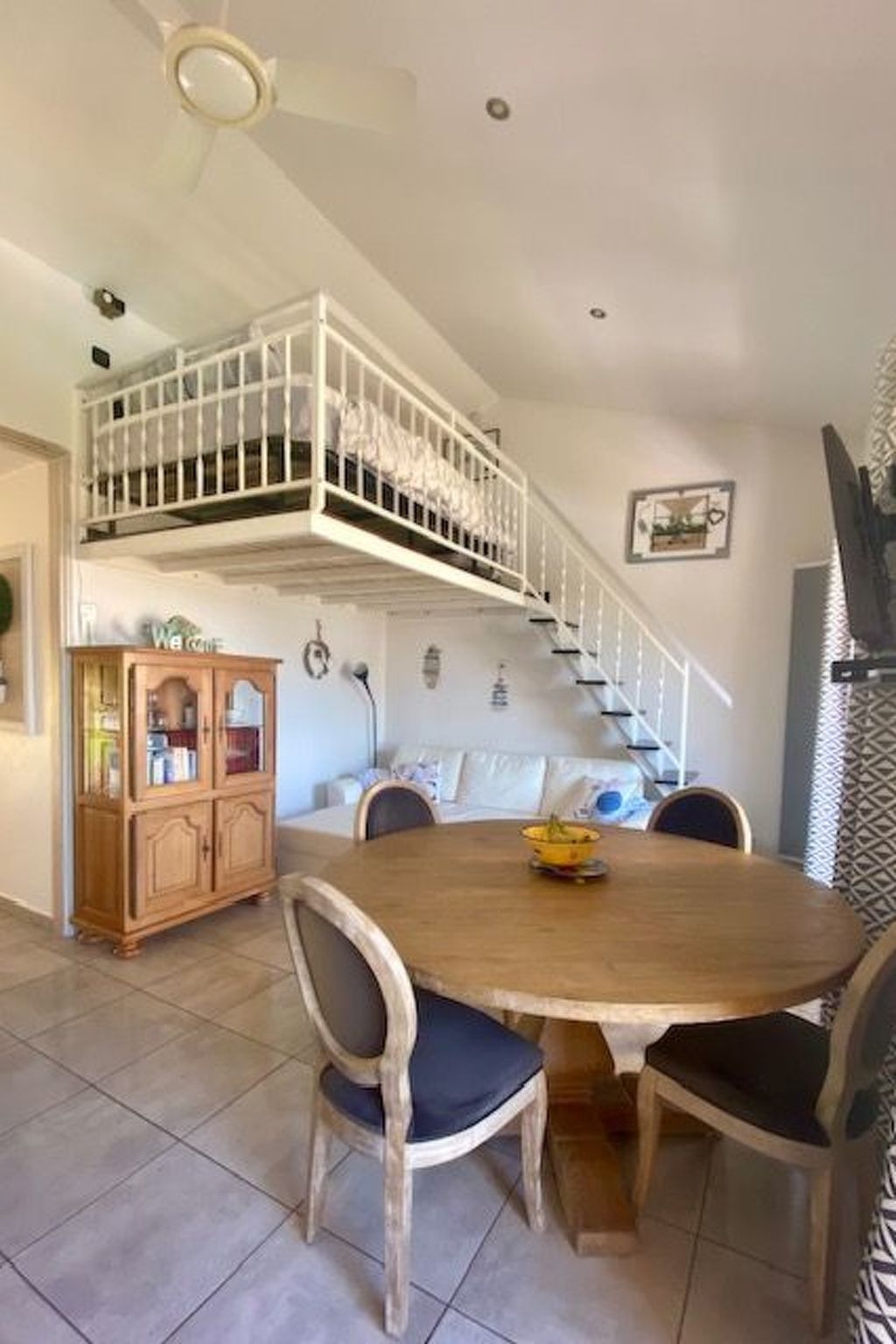 "La petite maison Maximoise" (Das kleine Haus Maximoise)-Binnen