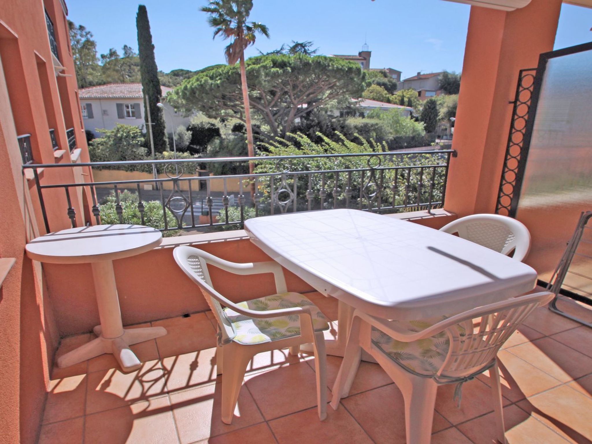 Photo of Appt T3 - 4 pers - Climatisation - Piscine