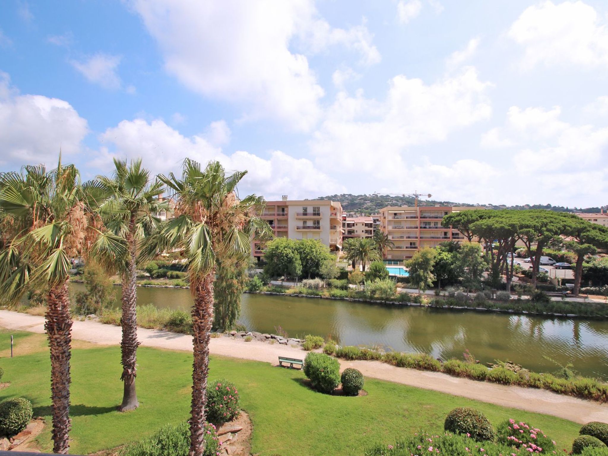 Photo of Appt T3 - 5 Pers - Climatisation - Piscine